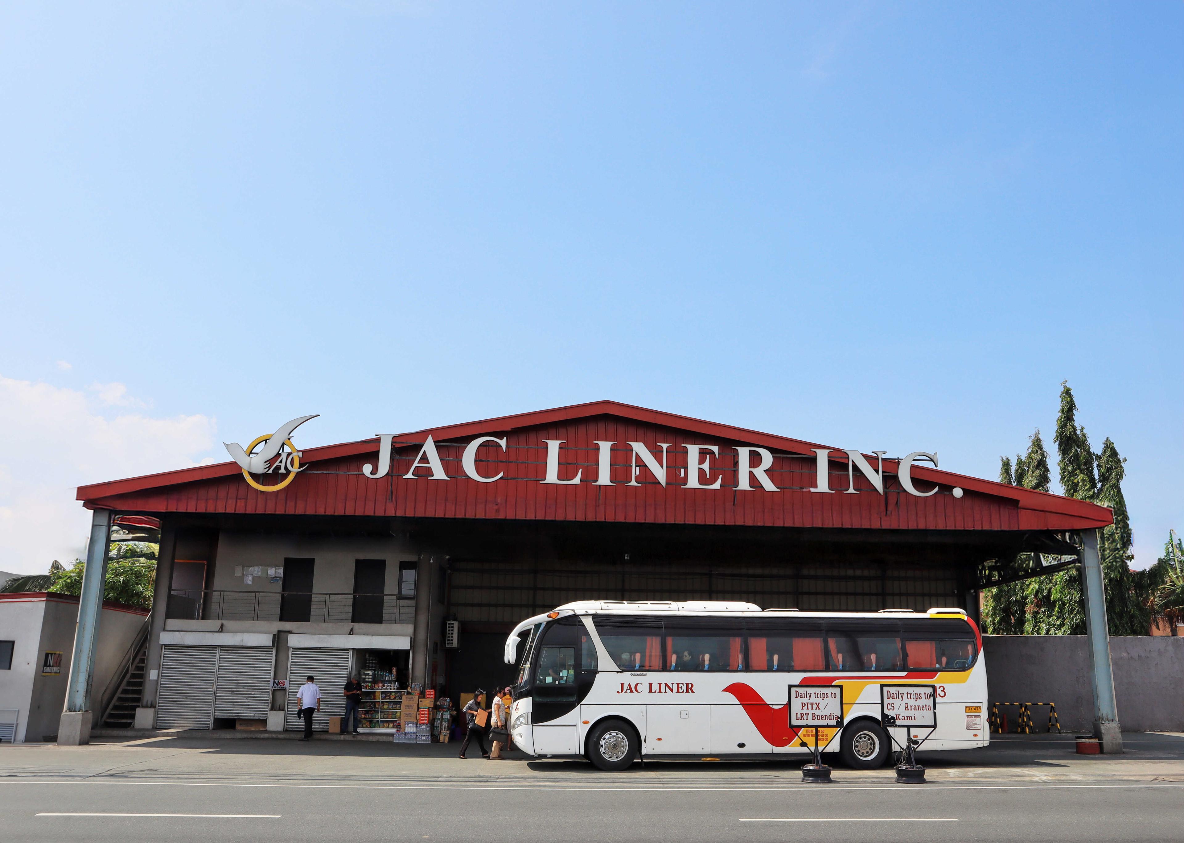 jacliner bus about